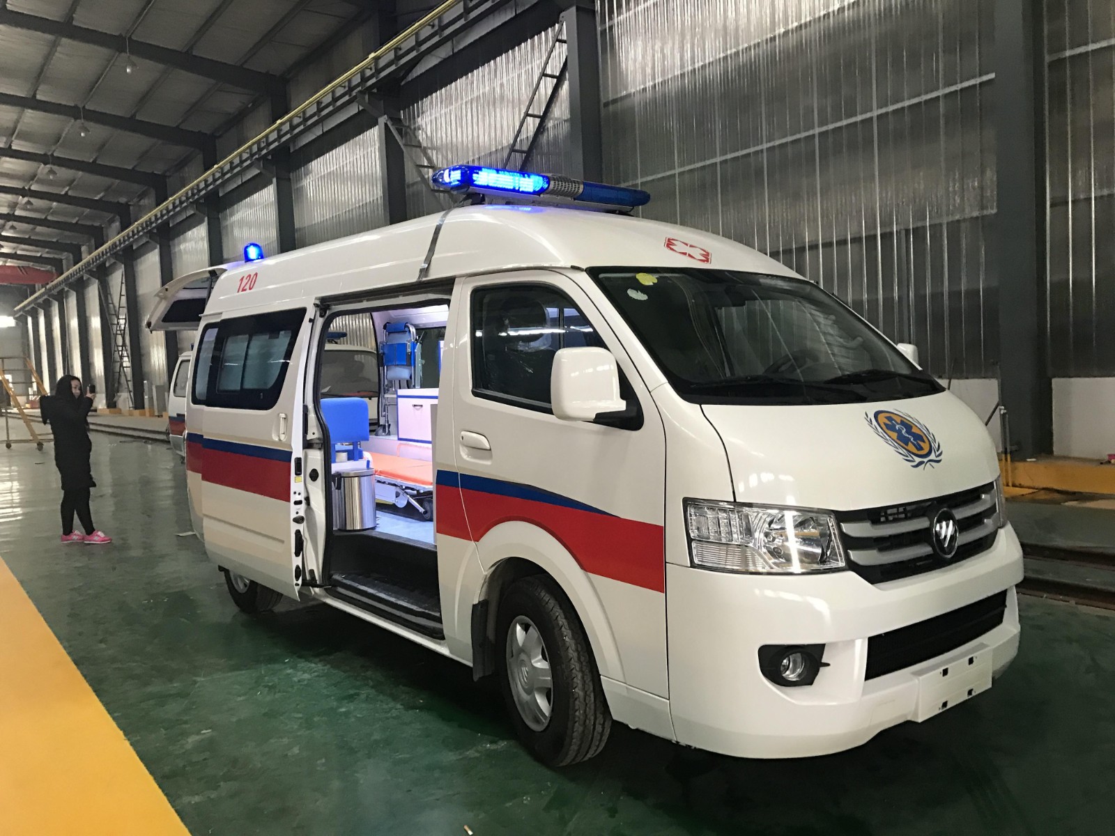 兴仁市救护车转院